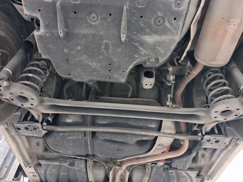 Recambio de puente trasero para toyota prius (_w3_) 1.8 hybrid (zvw3_) referencia OEM IAM 4210112171  