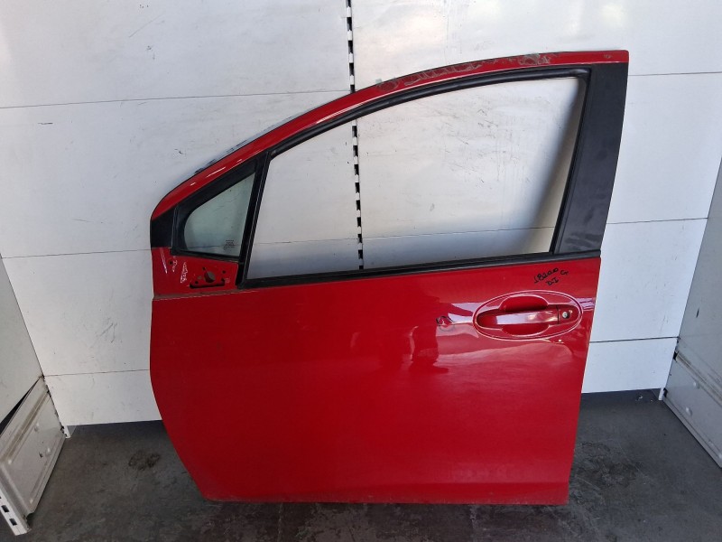 Recambio de puerta delantera izquierda para toyota yaris (_p13_) 1.5 hybrid (nhp130_) referencia OEM IAM 670020D500 TOCADA 