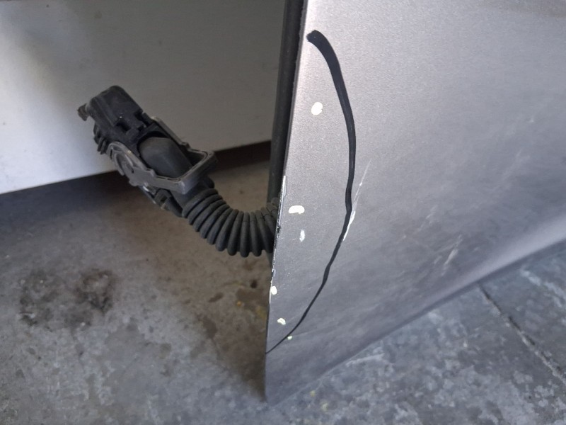 Recambio de puerta delantera izquierda para nissan juke (f15) 1.5 dci referencia OEM IAM H0A0ABA6MD ROZADA 