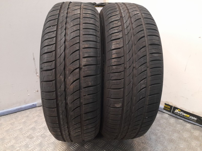 Recambio de neumatico pareja para neumaticos reutilizados - referencia OEM IAM 185651588H PIRELLI 185/65/15/88H