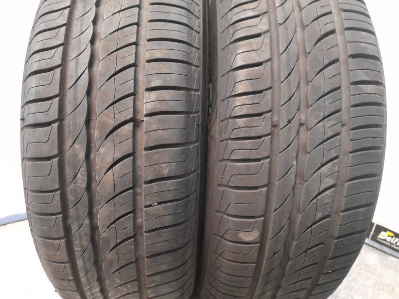 Recambio de neumatico pareja para neumaticos reutilizados - referencia OEM IAM 185651588H PIRELLI 185/65/15/88H