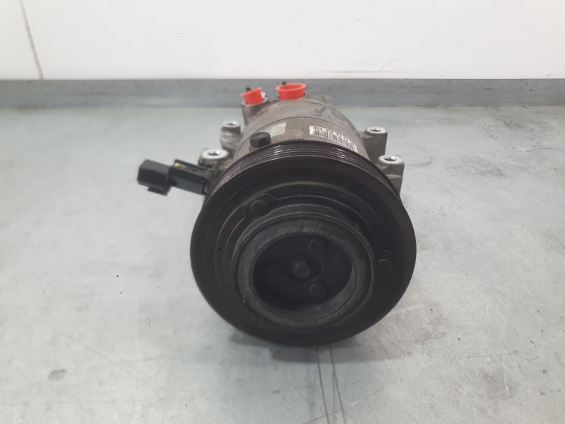 Recambio de compresor aire acondicionado para hyundai ix20 (jc) 1.4 referencia OEM IAM 977012K001  