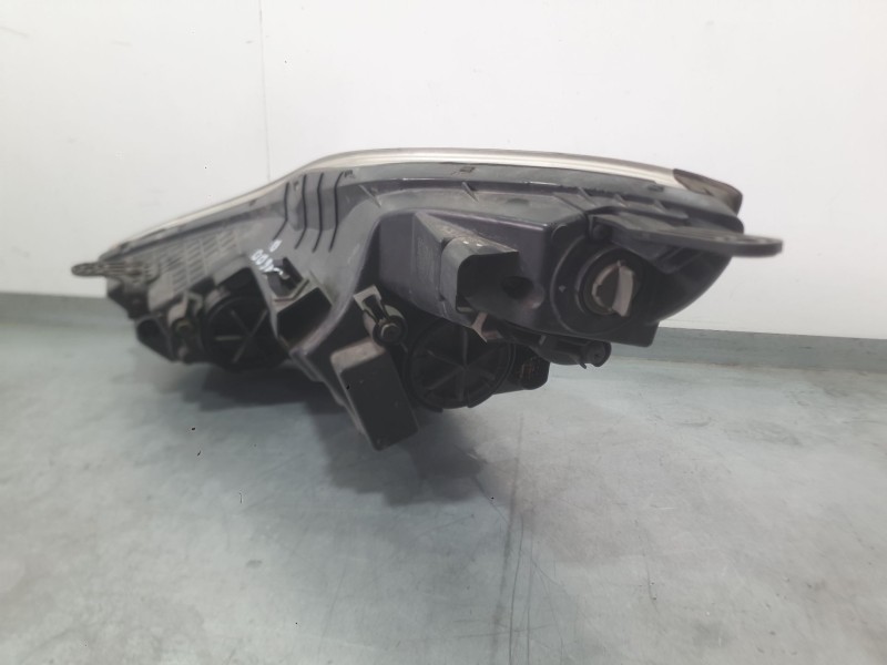 Recambio de faro derecho para hyundai ix20 (jc) 1.4 referencia OEM IAM 921021K000  