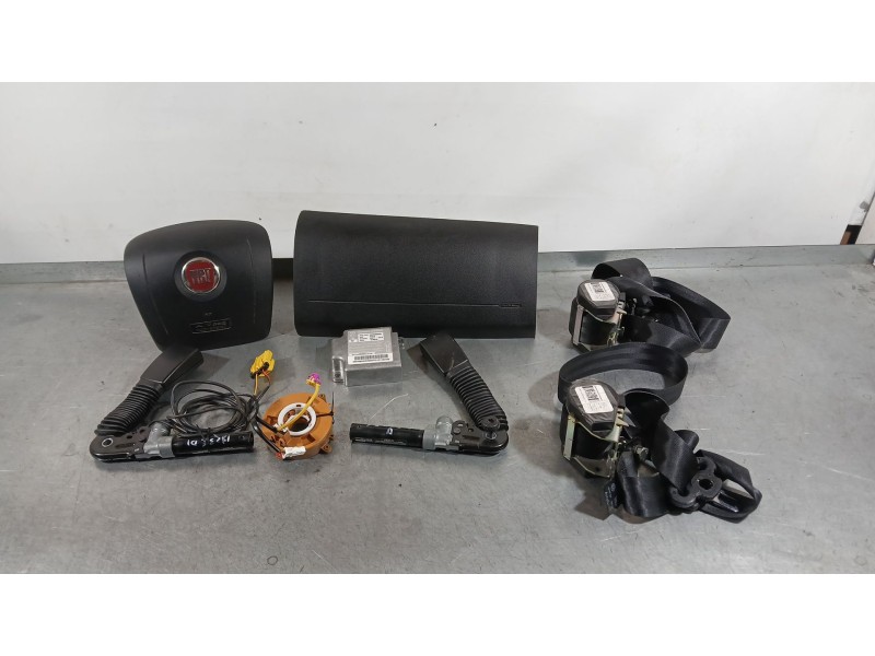 Recambio de kit airbag para challenger trigano autocarabana (250_) 150 multijet 2.3 d referencia OEM IAM 735685782 735685782 ACO