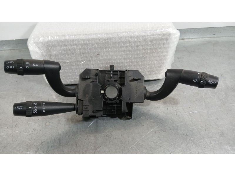 Recambio de mando luces y limpia para challenger trigano autocarabana (250_) 150 multijet 2.3 d referencia OEM IAM 735643404  