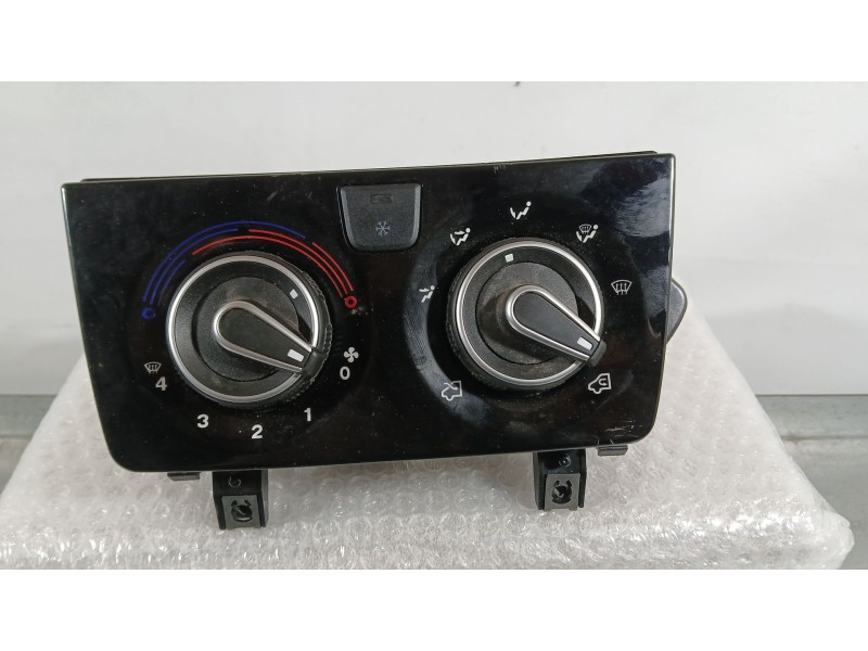 Recambio de mando climatizador para challenger trigano autocarabana (250_) 150 multijet 2.3 d referencia OEM IAM   