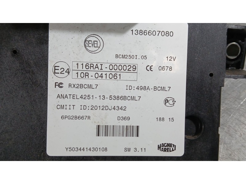 Recambio de caja reles / fusibles para challenger trigano autocarabana (250_) 150 multijet 2.3 d referencia OEM IAM 1388593080  
