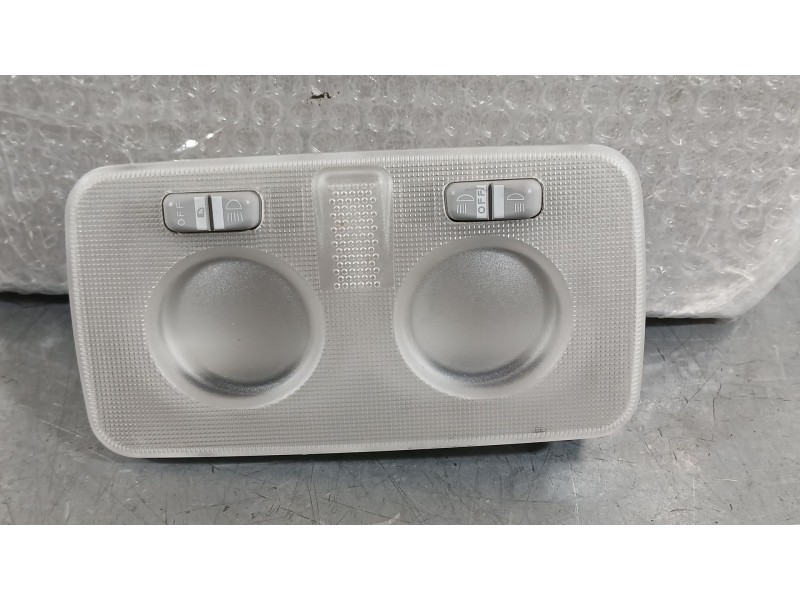 Recambio de luz interior para challenger trigano autocarabana (250_) 150 multijet 2.3 d referencia OEM IAM 735507762  