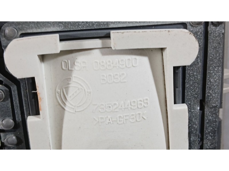 Recambio de luz interior para challenger trigano autocarabana (250_) 150 multijet 2.3 d referencia OEM IAM 735507762  