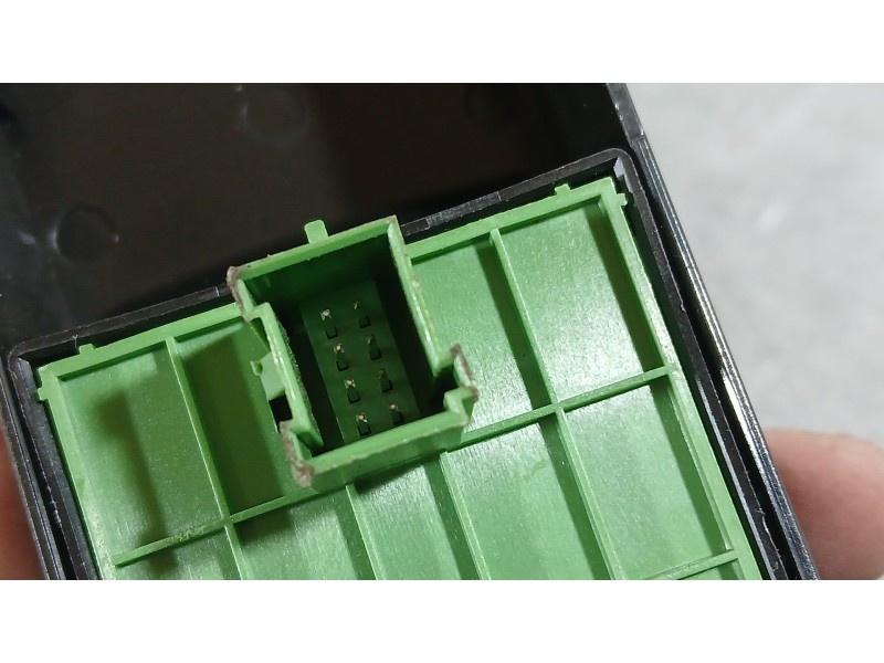 Recambio de mando elevalunas delantero izquierdo para challenger trigano autocarabana (250_) 150 multijet 2.3 d referencia OEM I