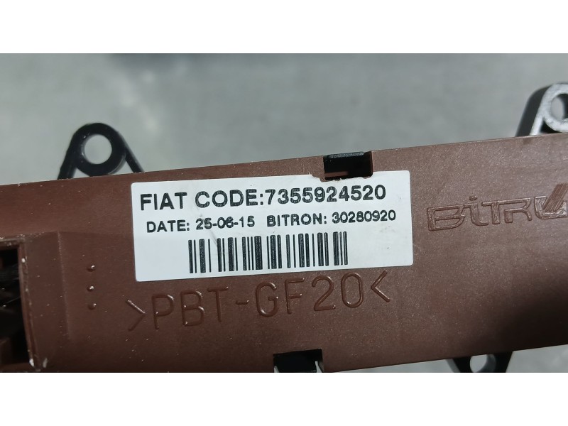 Recambio de mando multifuncion para challenger trigano autocarabana (250_) 150 multijet 2.3 d referencia OEM IAM 0000735592469  