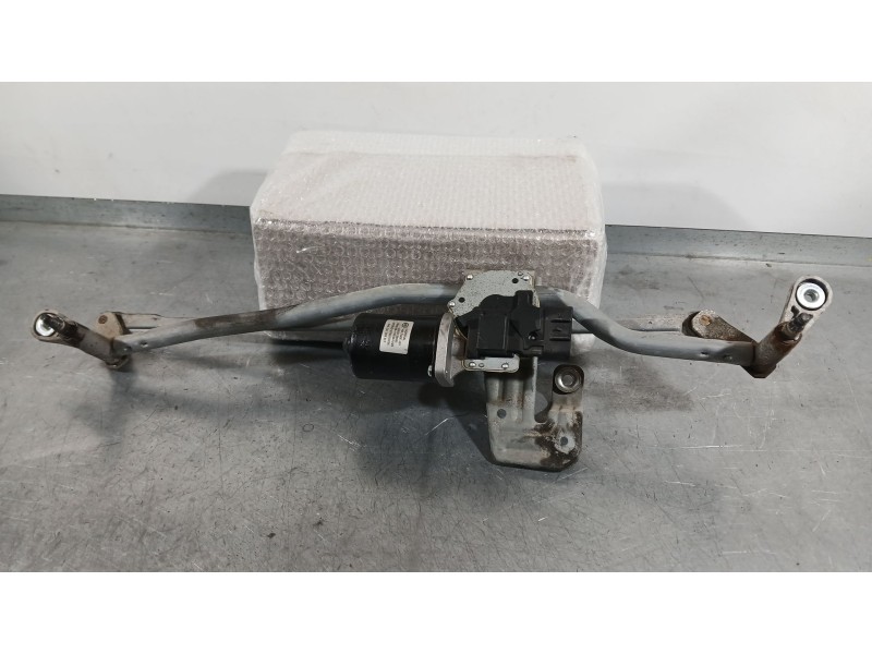 Recambio de motor limpia delantero para challenger trigano autocarabana (250_) 150 multijet 2.3 d referencia OEM IAM 1363338080 