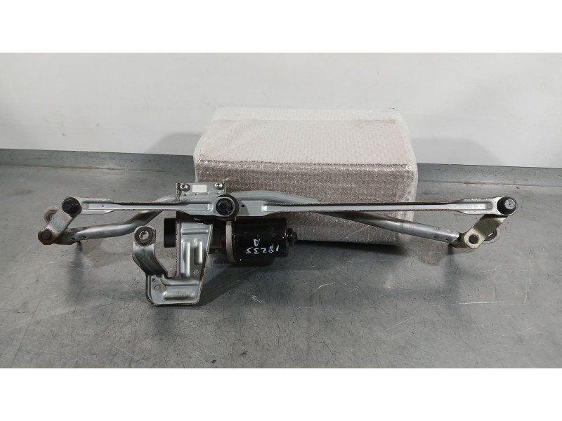 Recambio de motor limpia delantero para challenger trigano autocarabana (250_) 150 multijet 2.3 d referencia OEM IAM 1363338080 
