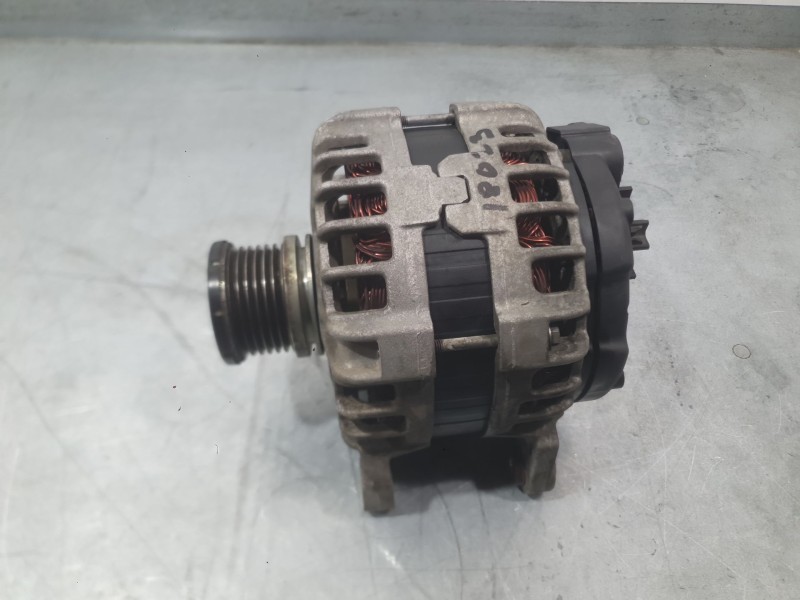 Recambio de alternador para seat leon (5f1) 1.6 tdi referencia OEM IAM 03L903023LX 03L903023L 