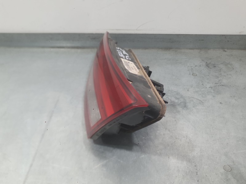 Recambio de piloto trasero derecho interior para seat leon (5f1) 1.6 tdi referencia OEM IAM 5F0945094L  