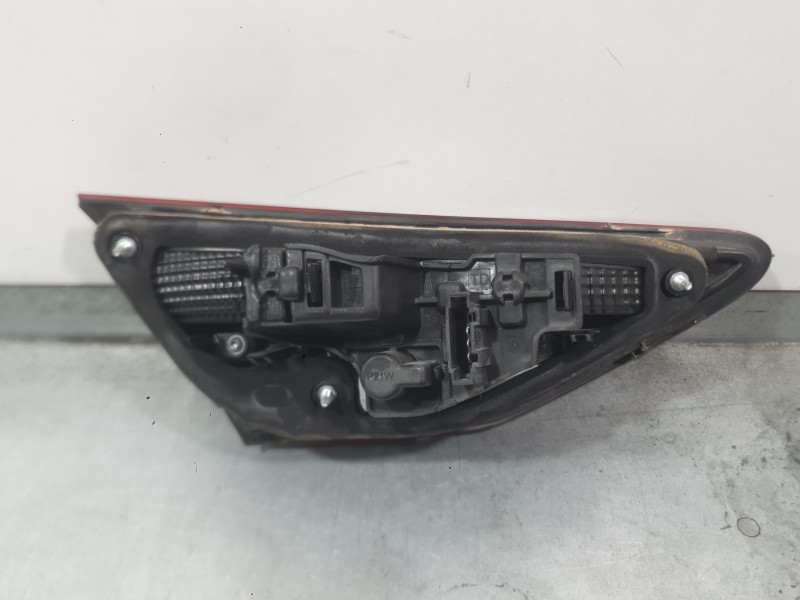 Recambio de piloto trasero derecho interior para seat leon (5f1) 1.6 tdi referencia OEM IAM 5F0945094L  