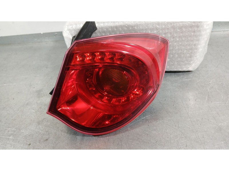Recambio de piloto trasero derecho exterior para alfa romeo giulietta (940_) 2.0 jtdm (940.fxl1a) referencia OEM IAM 50513612  