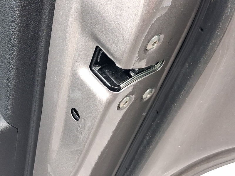 Recambio de cerradura puerta trasera derecha para hyundai bayon (bc3) 1.0 t-gdi referencia OEM IAM 81420Q0000  
