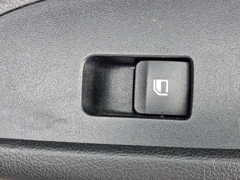 Recambio de mando elevalunas trasero derecho para hyundai bayon (bc3) 1.0 t-gdi referencia OEM IAM 93581Q00004X  