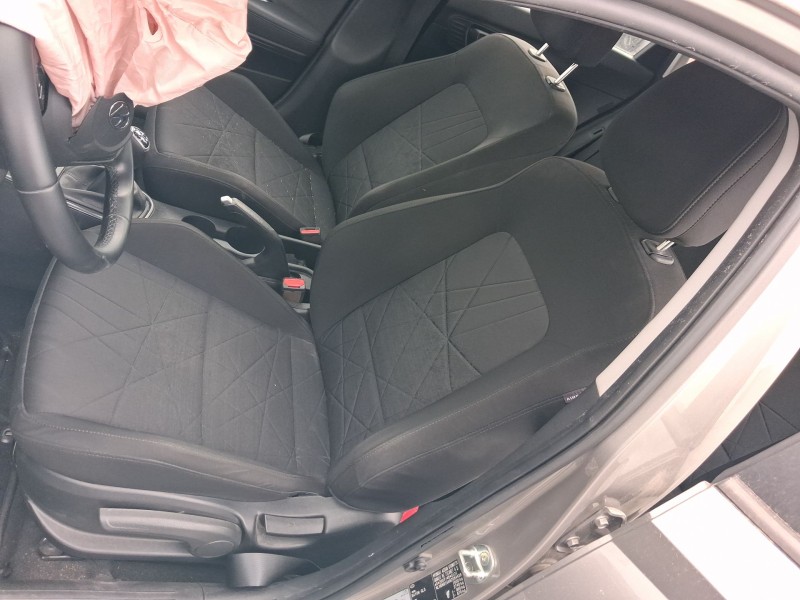 Recambio de asiento delantero izquierdo para hyundai bayon (bc3) 1.0 t-gdi referencia OEM IAM  C/AIRBAG 