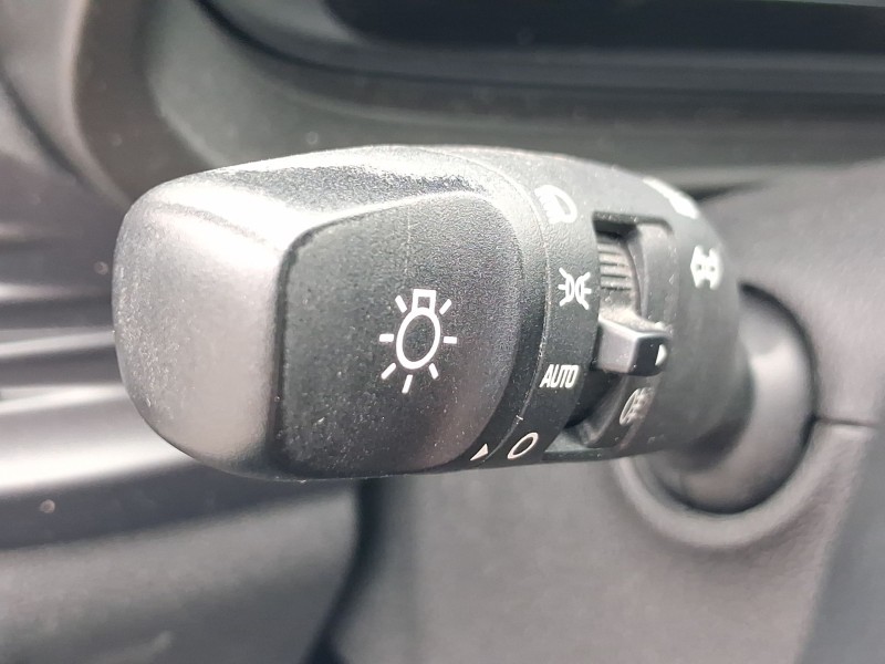 Recambio de mando luces y limpia para hyundai bayon (bc3) 1.0 t-gdi referencia OEM IAM 93404Q0960  