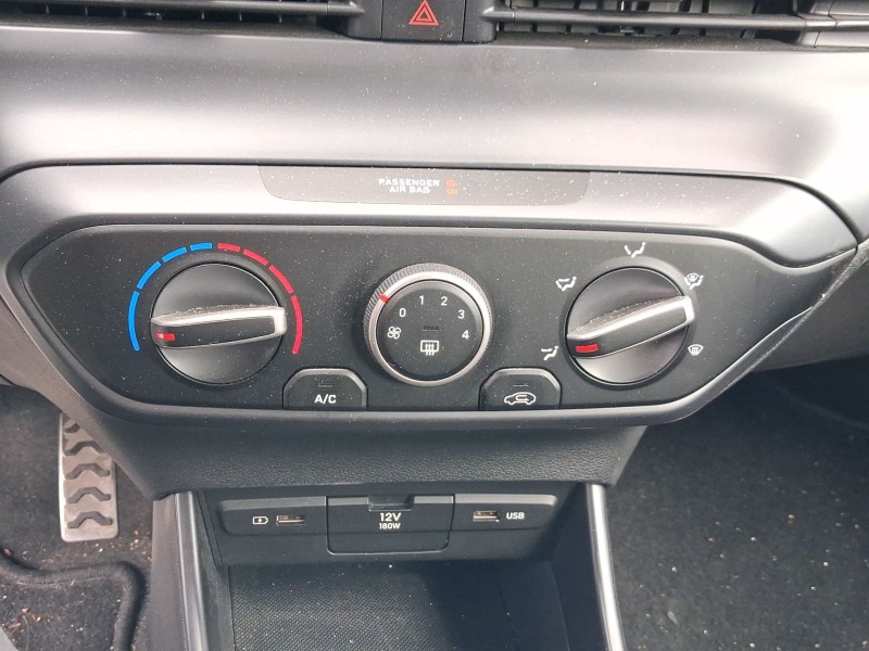 Recambio de mando calefaccion / aire acondicionado para hyundai bayon (bc3) 1.0 t-gdi referencia OEM IAM 93404Q0960  