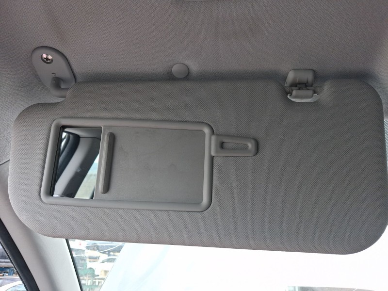 Recambio de parasol izquierdo para hyundai bayon (bc3) 1.0 t-gdi referencia OEM IAM 85210Q0000NNB  
