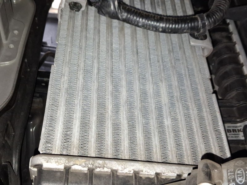 Recambio de intercooler para hyundai bayon (bc3) 1.0 t-gdi referencia OEM IAM 2827007350  