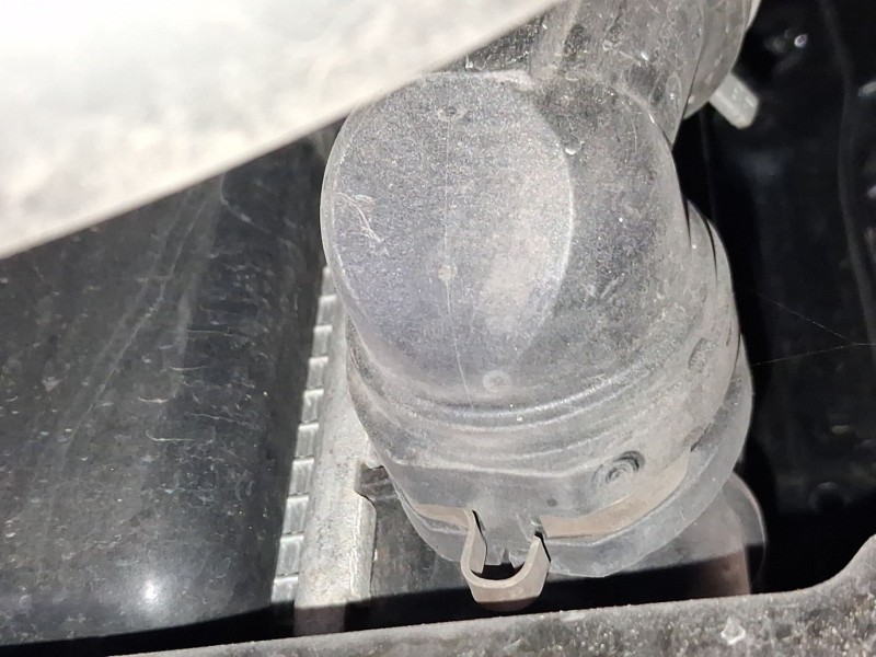 Recambio de radiador agua para hyundai bayon (bc3) 1.0 t-gdi referencia OEM IAM 25310Q0300  