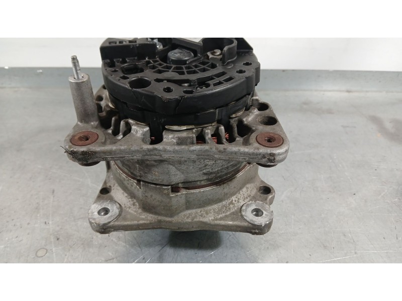 Recambio de alternador para volkswagen polo (6n2) 1.4 referencia OEM IAM 028903018AX 028903025GV 