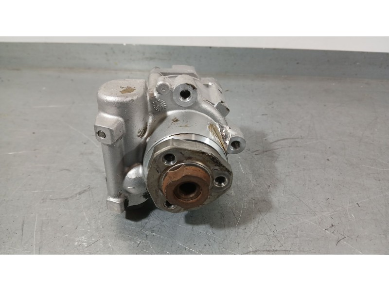 Recambio de bomba direccion para volkswagen polo (6n2) 1.4 referencia OEM IAM 032145157AX 032145157AV 