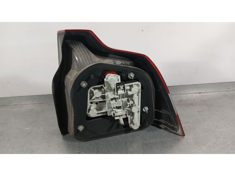 Recambio de piloto trasero izquierdo para volvo s40 ii (544) 2.0 d referencia OEM IAM 31213554  