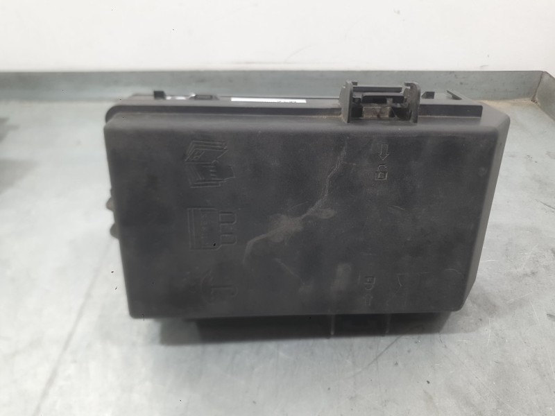 Recambio de caja reles / fusibles para mg mg 3 (5fp) mg 3 1.5 referencia OEM IAM   