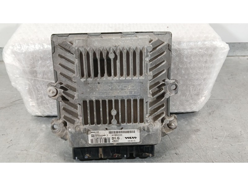 Recambio de centralita motor uce para volvo s40 ii (544) 2.0 d referencia OEM IAM 36000592  