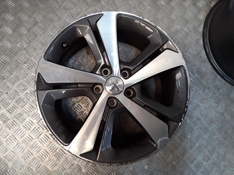 Recambio de juego llantas aluminio para peugeot 308 ii (lb_, lp_, lw_, lh_, l3_) 1.2 thp 130 referencia OEM IAM 7.5X17 5 TORN ET