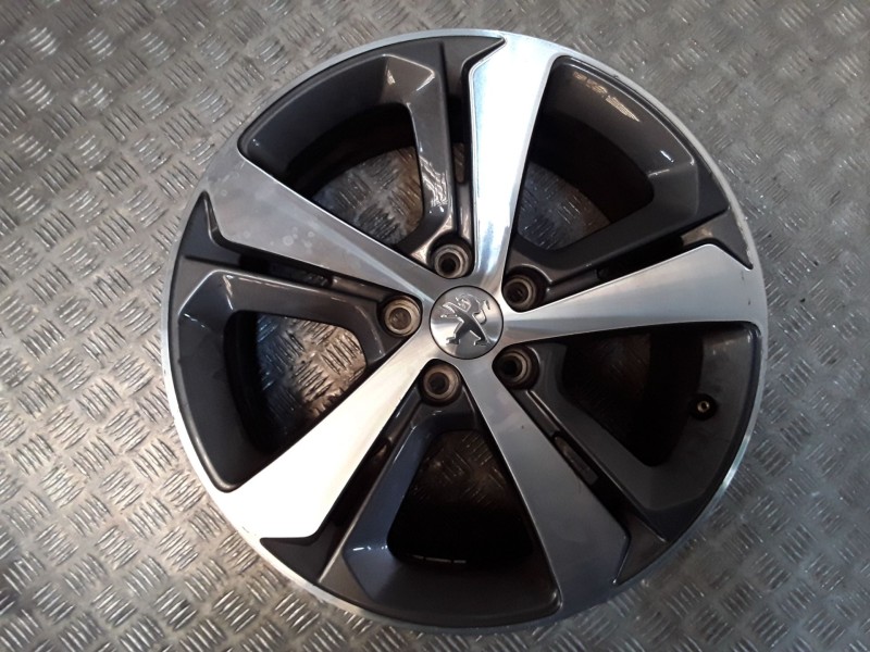 Recambio de juego llantas aluminio para peugeot 308 ii (lb_, lp_, lw_, lh_, l3_) 1.2 thp 130 referencia OEM IAM 7.5X17 5 TORN ET