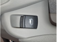 MANDO ELEVALUNAS TRASERO DERECHO 4E0959855A5PR 