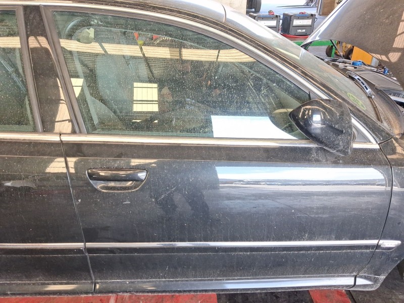 Recambio de puerta delantera derecha para audi a8 d3 (4e2, 4e8) 4.2 tdi quattro referencia OEM IAM 4E0831052C  