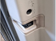 CERRADURA PUERTA TRASERA IZQUIERDA 4E0839015 