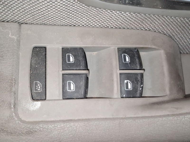 Recambio de mando elevalunas delantero izquierdo para audi a8 d3 (4e2, 4e8) 4.2 tdi quattro referencia OEM IAM 4E0959851B5PR  
