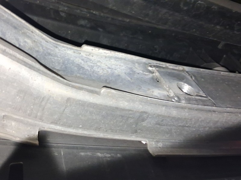 Recambio de refuerzo paragolpes trasero para audi a8 d3 (4e2, 4e8) 4.2 tdi quattro referencia OEM IAM 4E0807309A  