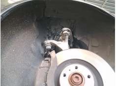 Recambio de plastico pase rueda del. dch. para audi a8 d3 (4e2, 4e8) 4.2 tdi quattro referencia OEM IAM 4E0821172M  