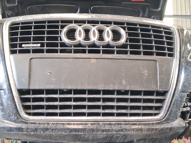 Recambio de rejilla delantera para audi a8 d3 (4e2, 4e8) 4.2 tdi quattro referencia OEM IAM 4E0853651ACFKZ  