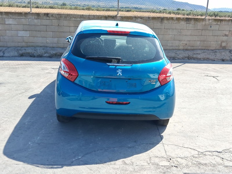 peugeot 208 i (ca_, cc_) del año 2012