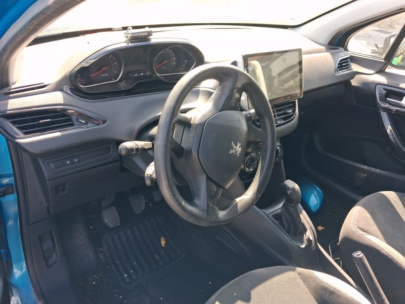 peugeot 208 i (ca_, cc_) del año 2012