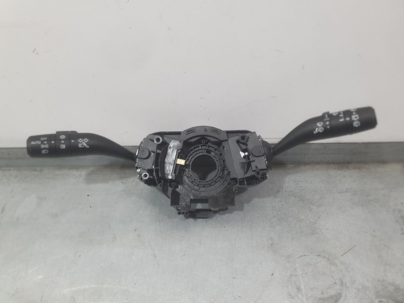 Recambio de mando luces y limpia para mg mg 3 (5fp) mg 3 1.5 referencia OEM IAM 10990131  