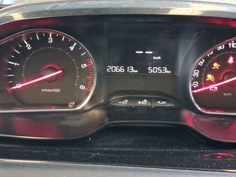 peugeot 208 i (ca_, cc_) del año 2012