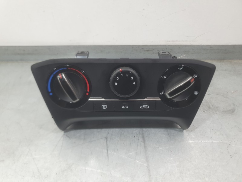 Recambio de mando calefaccion / aire acondicionado para hyundai i20 ii (gb, ib) 1.0 t-gdi referencia OEM IAM 97250C8410RDR  