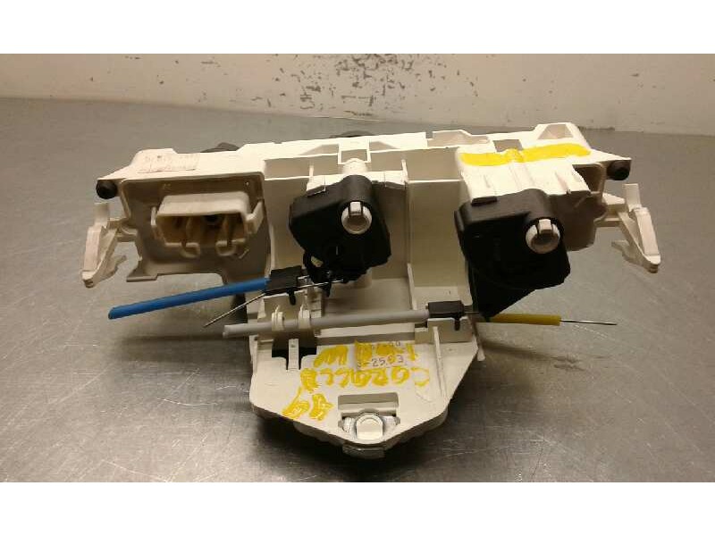 Recambio de mando calefaccion / aire acondicionado para toyota corolla (e11) referencia OEM IAM 7033F1A 1000000003611 