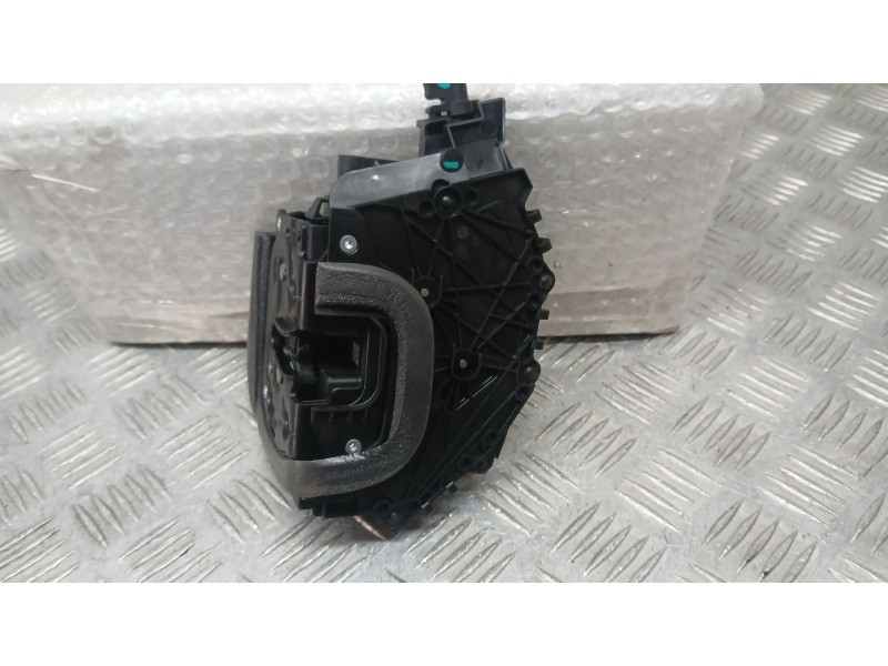 Recambio de cerradura puerta delantera derecha para tesla model 3 (5yj3) ev referencia OEM IAM 173894501D  